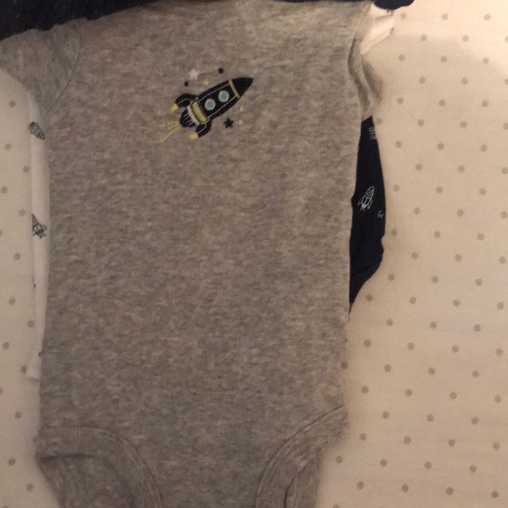 Onsies - Picture 2 of 5